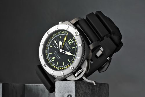 Panerai Submersible PAM00193 Black 47.00 mm Automatic
